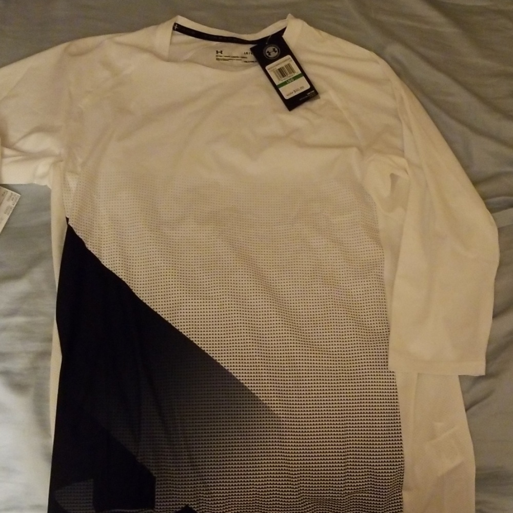 Large Under armour heat gear 3/4 sleeve fitted